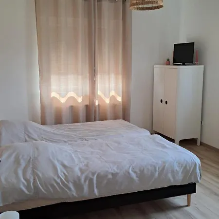 3 Pieces Climatise 88 M2 Διαμέρισμα *